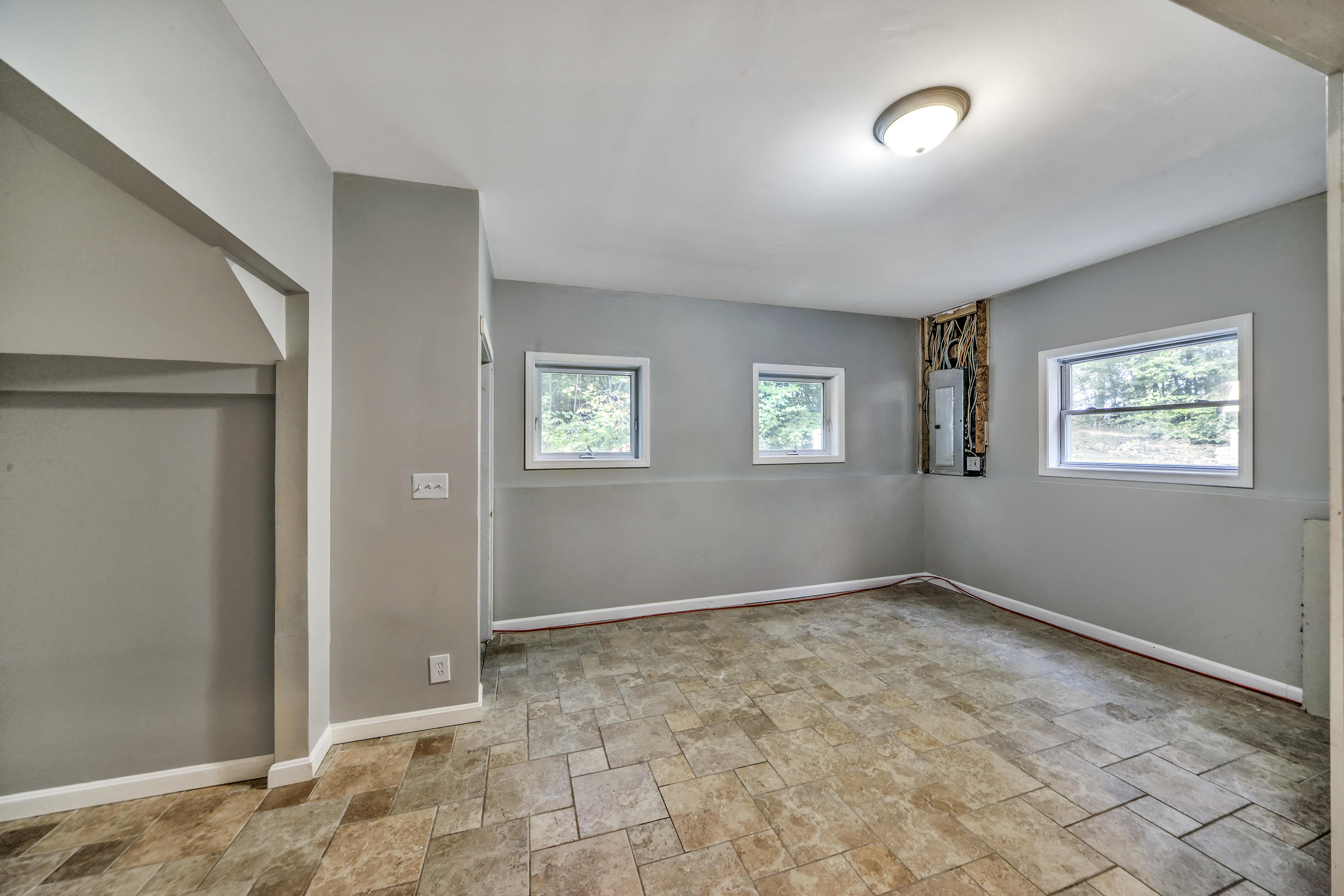 529 North Raymond Road Poland, ME 04274 - Photo 32 of 35 108125-38