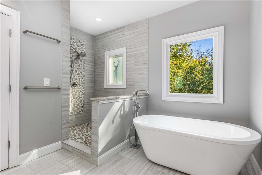 207 Mellrich Avenue Northeast Atlanta, GA 30317 - Photo 23 of 41