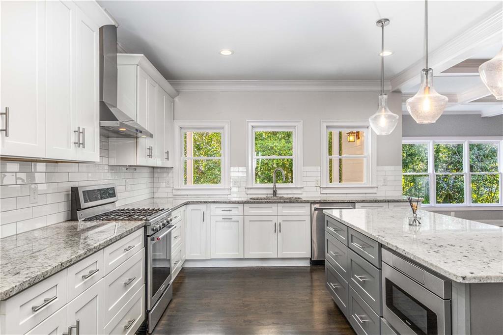 207 Mellrich Avenue Northeast Atlanta, GA 30317 - Photo 8 of 41