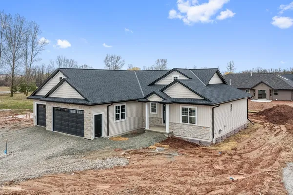 $649,900 | 3696 Ella Jo Way, De Pere, WI 54115