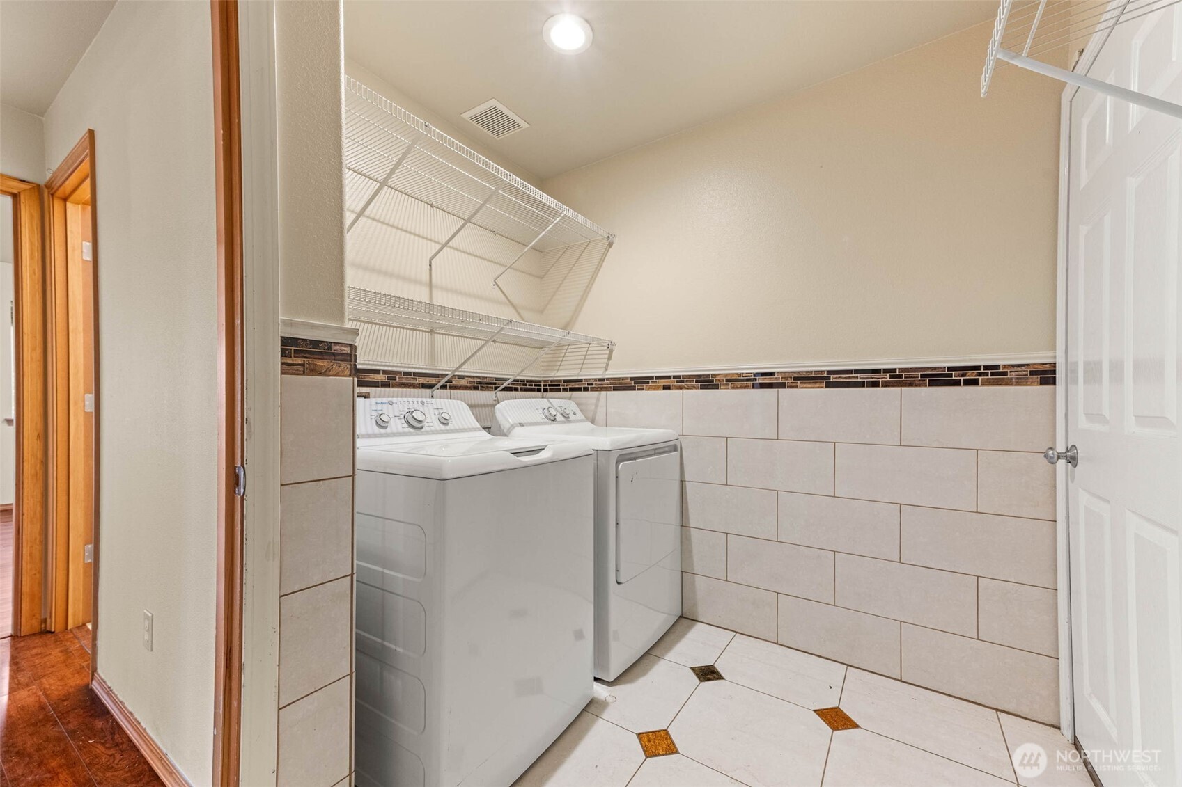 7006 Radius Loop Southeast Lacey, WA 98513 - Photo 17 of 37