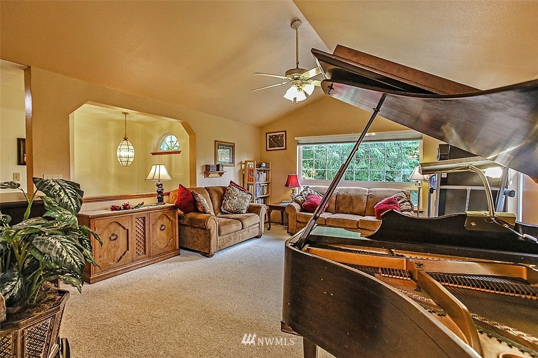 3906 Southeast Salmonberry Road Port Orchard, WA 98366 - Photo 5 of 20 Gallery Image 5