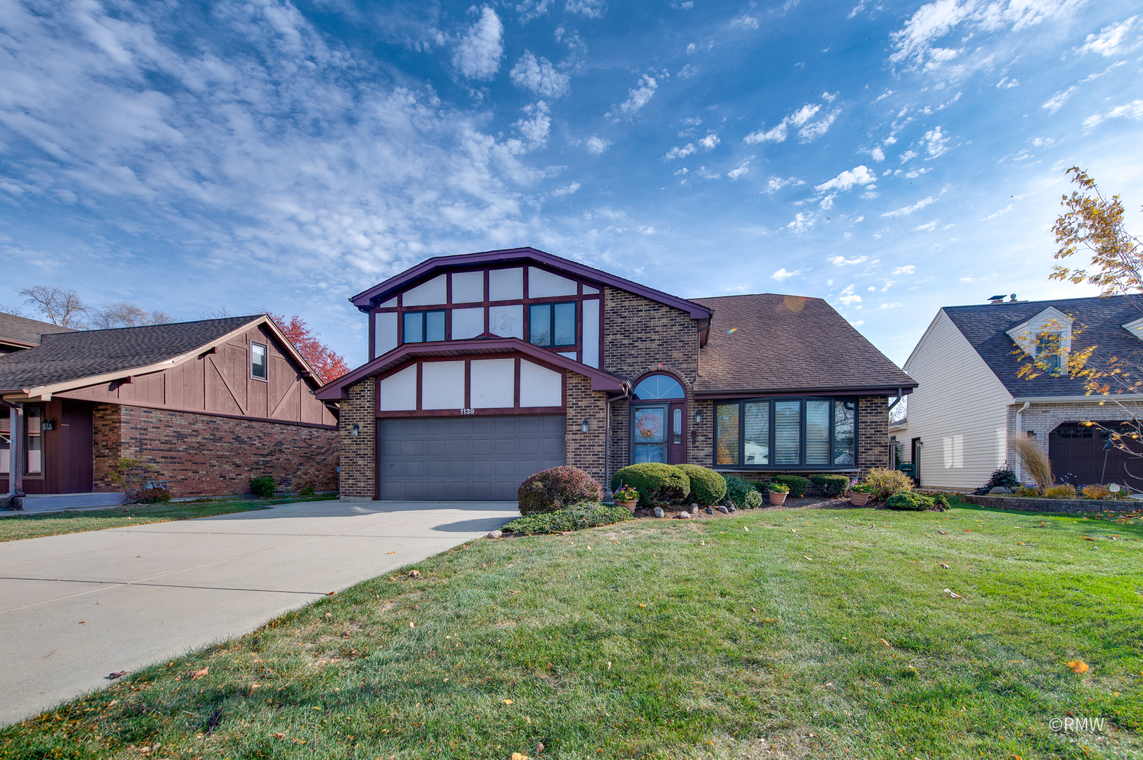1139 Anvil Court Addison, IL 60101 - Photo 1 of 39 Gallery Image 1