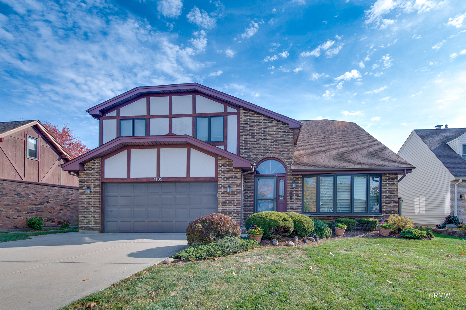 1139 Anvil Court Addison, IL 60101 - Photo 2 of 39 Gallery Image 2