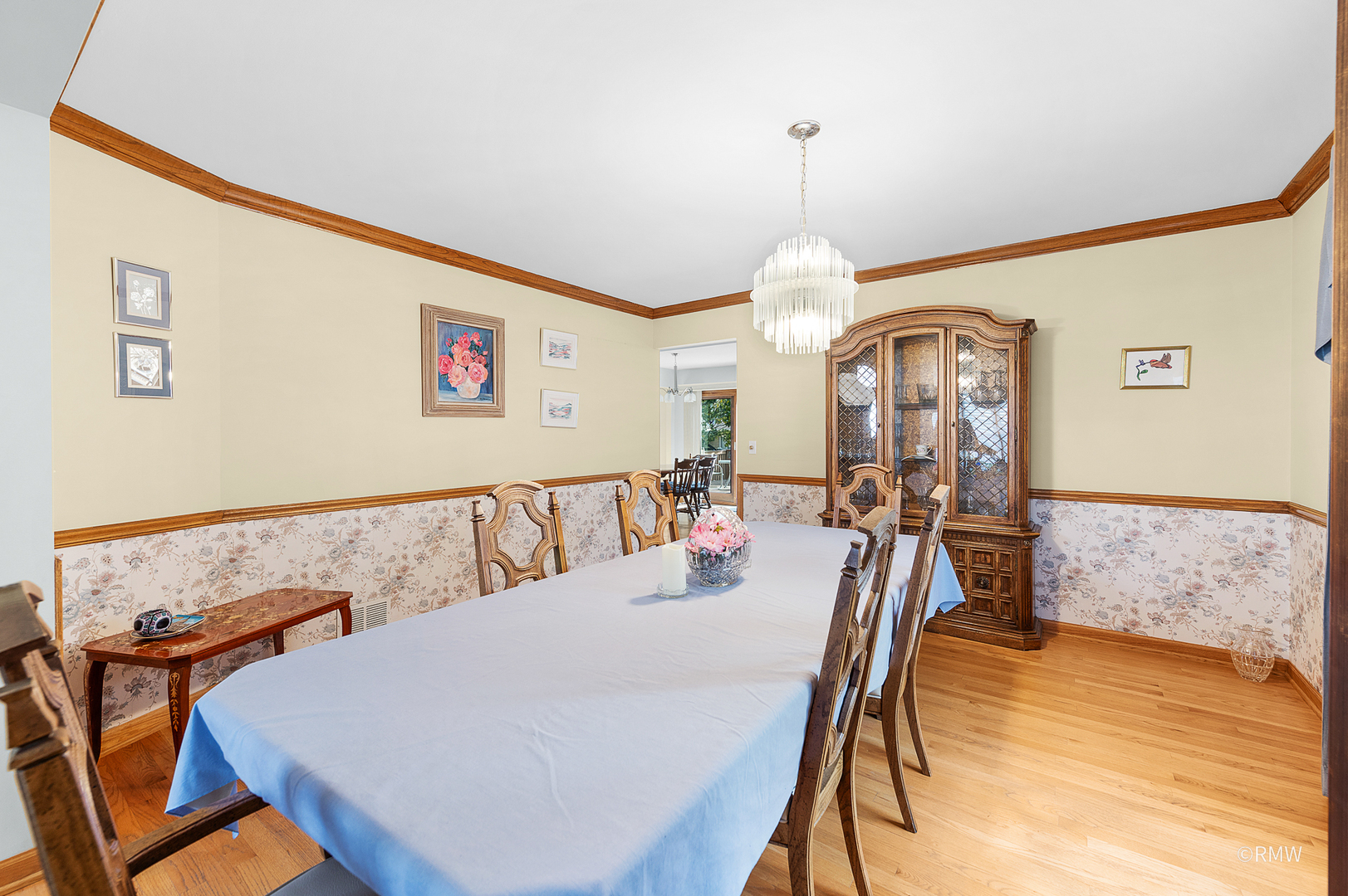 1139 Anvil Court Addison, IL 60101 - Photo 6 of 39 Gallery Image 6