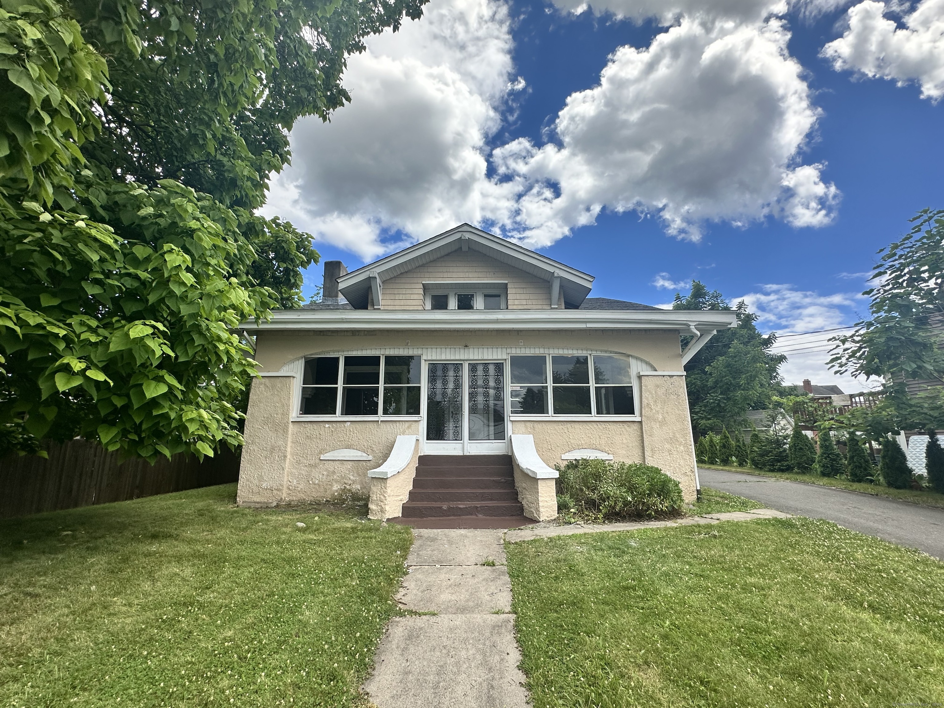 64 Roxbury Road New Britain, CT 06053 - Photo 1 of 1