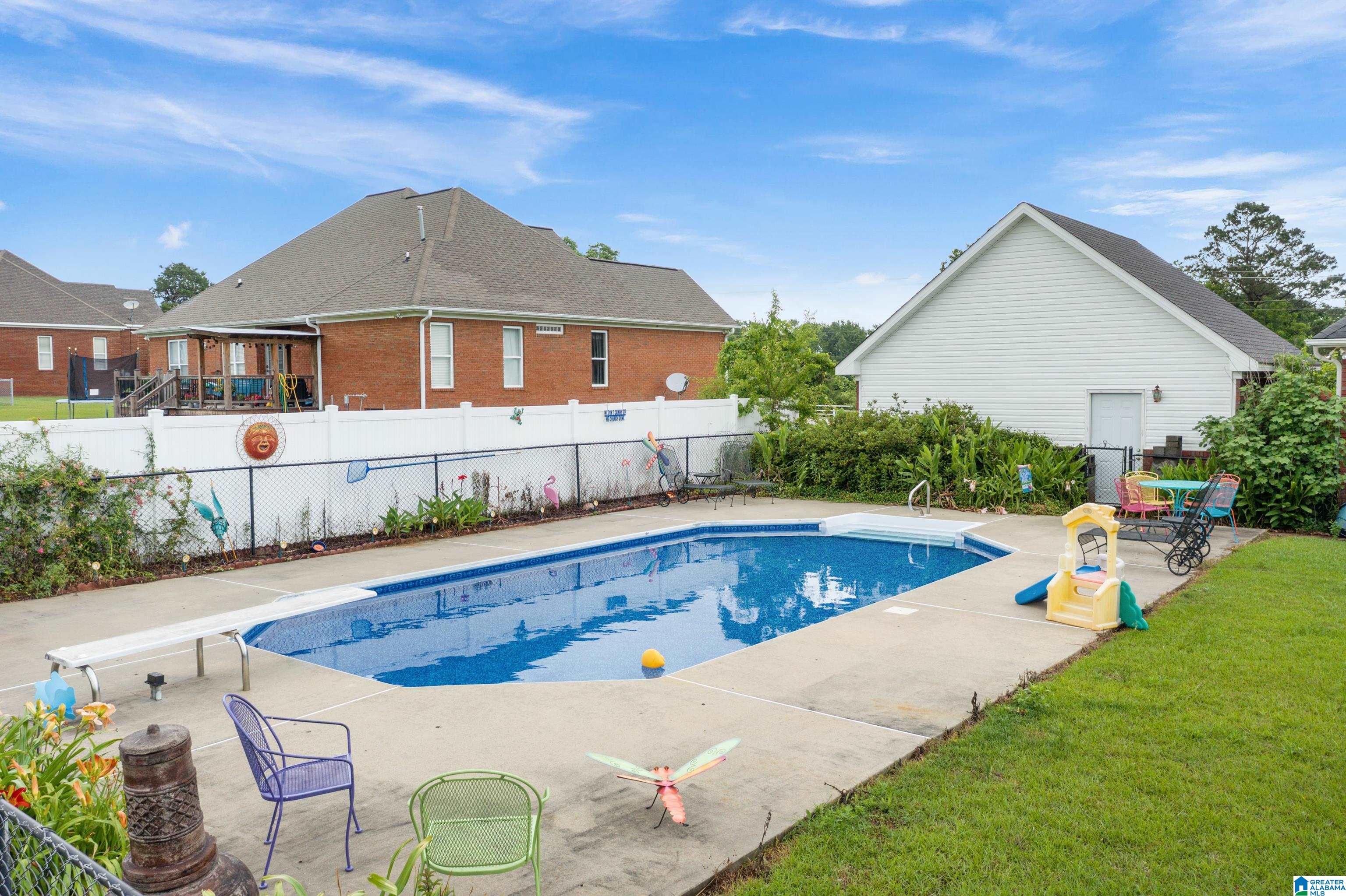 2869 Yellow Leaf Road Clanton, AL 35045 - Photo 11 of 40