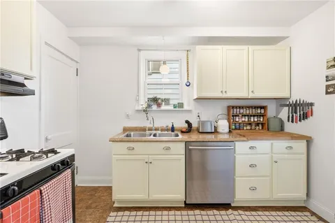 $175,000 | 7719 St Lawrence Avenue, Pittsburgh, PA 15218