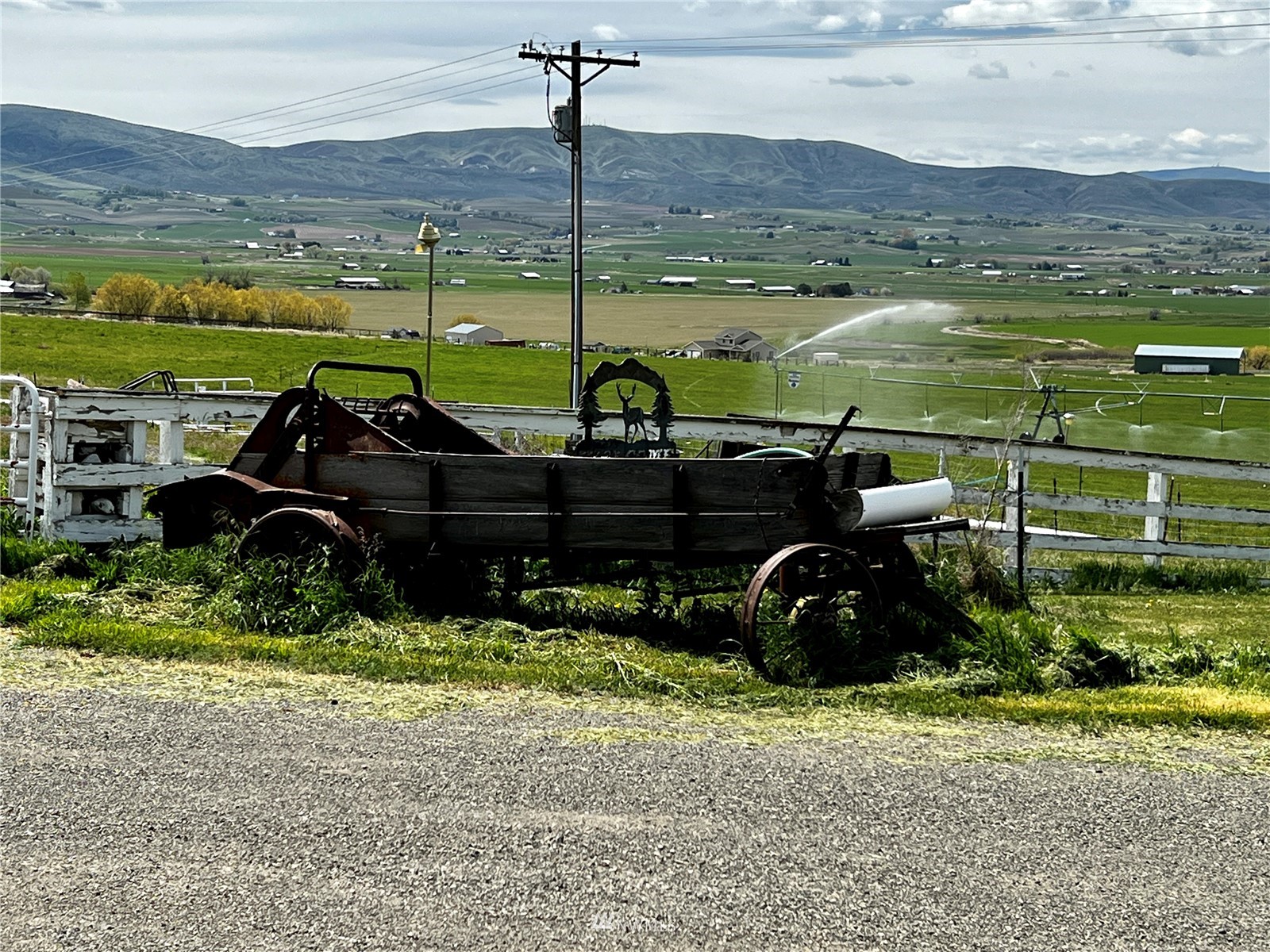 3280 Carroll Road Ellensburg, WA 98926 - Photo 3 of 32 Gallery Image 3