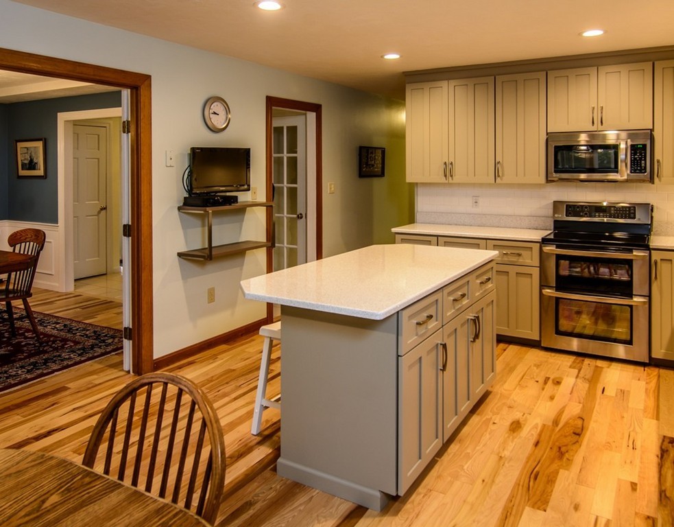 10 Longfellow Road Westborough, MA 01581 - Photo 8 of 30 Gallery Image 8