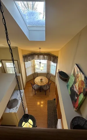 $315,000 | 1478 West Sapphire Drive, Hoffman Estates, IL 60192