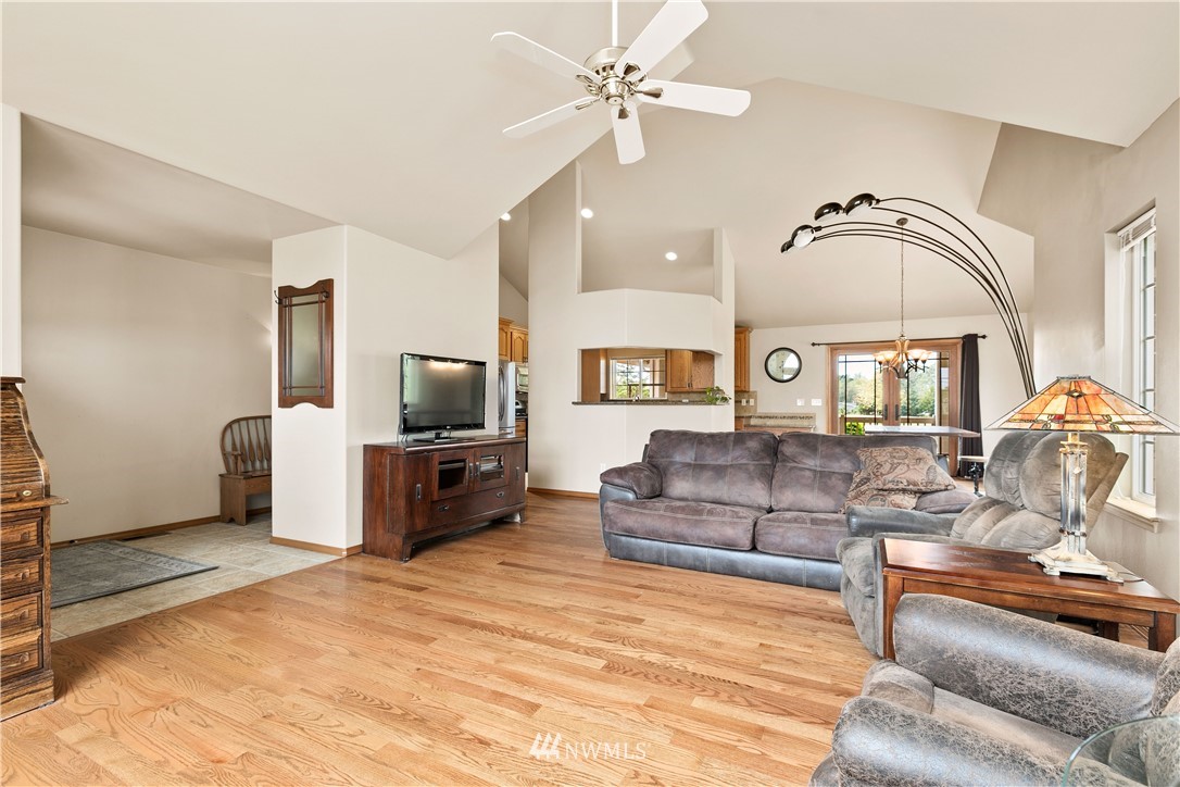 7289 Kickerville Road Ferndale, WA 98248 - Photo 5 of 25