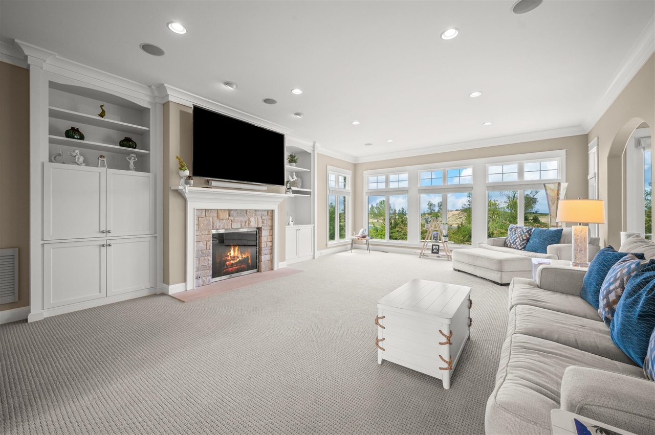 101 Lighthouse Dunes Path St. Joseph, MI 49085 - Photo 4 of 54