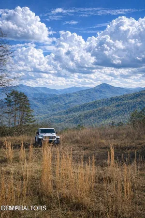 $7,500,000 | 1440 Goose Gap Road, Sevierville, TN 37876