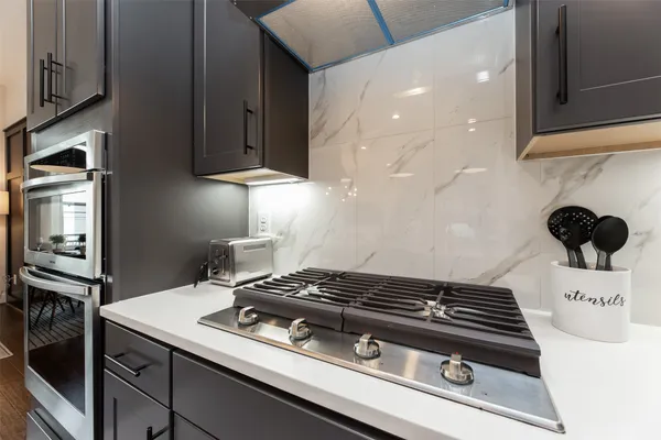 $2,550 | 605 Middle Street, Houston, TX 77003