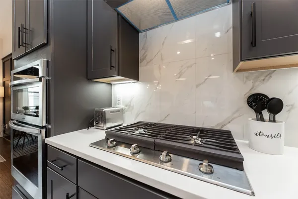 $2,550 | 605 Middle Street, Houston, TX 77003