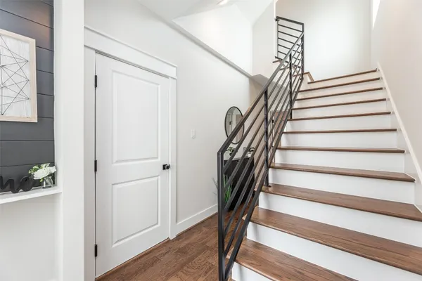 $2,550 | 605 Middle Street, Houston, TX 77003