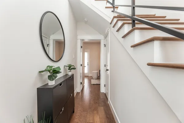 $2,550 | 605 Middle Street, Houston, TX 77003