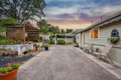 $799,000 | 807 Reichert Avenue, Novato, CA 94945