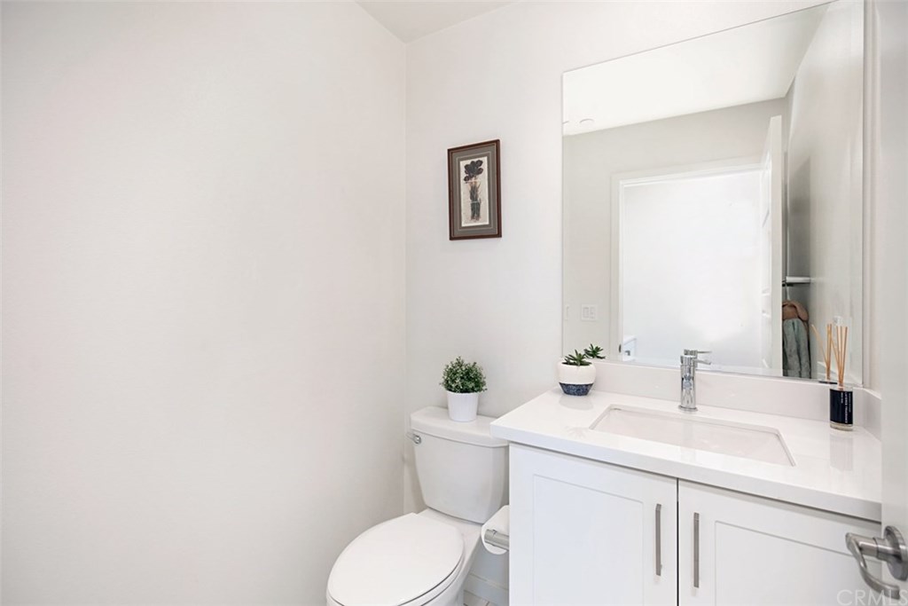 256 Harringay Irvine, CA 92618 - Photo 19 of 62