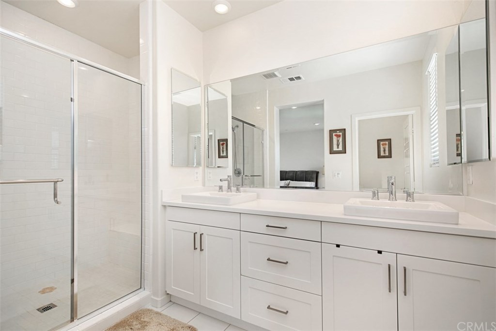 256 Harringay Irvine, CA 92618 - Photo 25 of 62