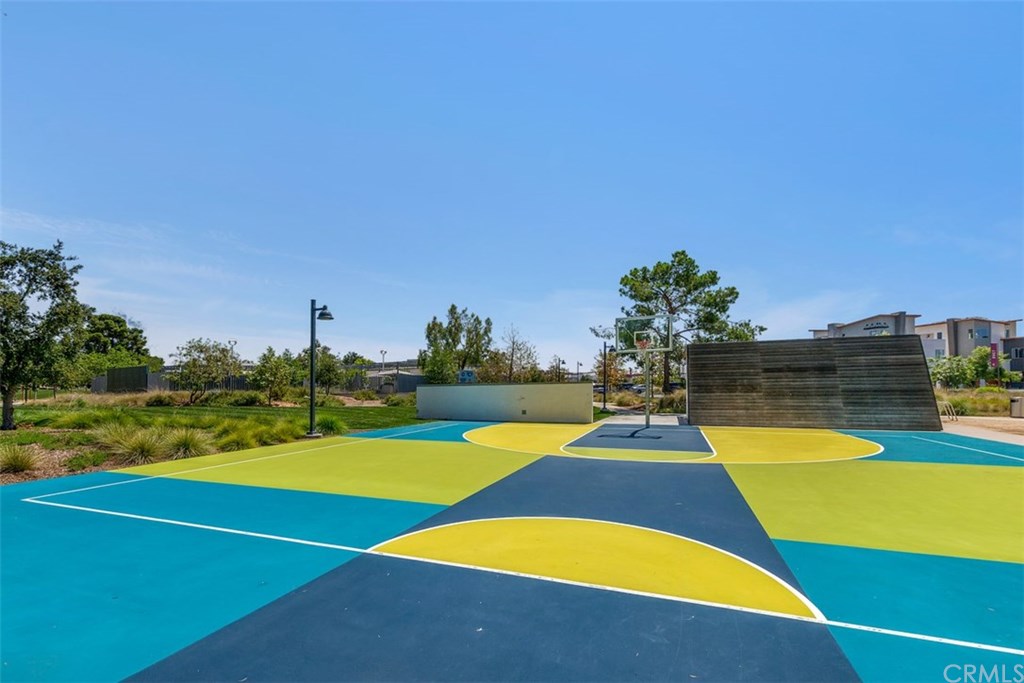 256 Harringay Irvine, CA 92618 - Photo 37 of 62