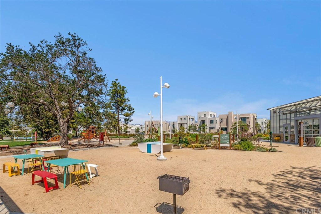 256 Harringay Irvine, CA 92618 - Photo 49 of 62