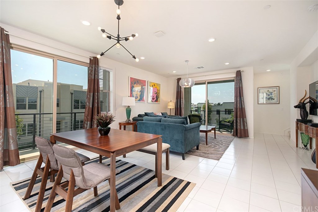 256 Harringay Irvine, CA 92618 - Photo 9 of 62