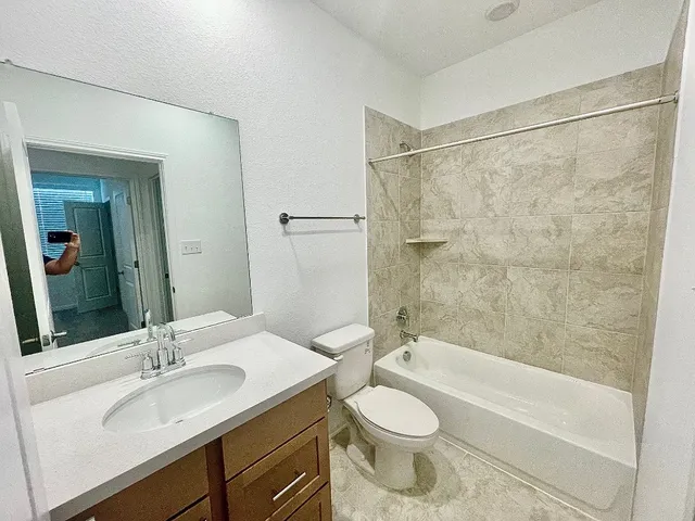 $1,895 | 1018 Vanderscile Road, Hutto, TX 78634