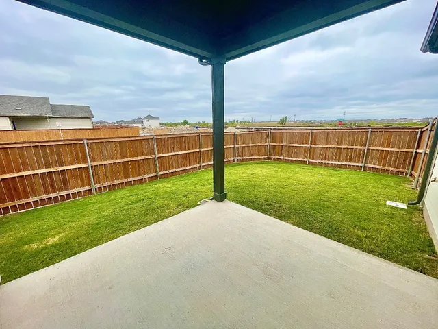 $1,895 | 1018 Vanderscile Road, Hutto, TX 78634