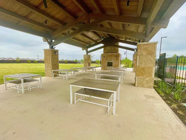 $1,895 | 1018 Vanderscile Road, Hutto, TX 78634