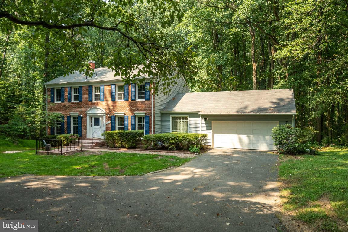 11526 Vale Road Oakton, VA 22124 - Photo 1 of 39 Private Drive