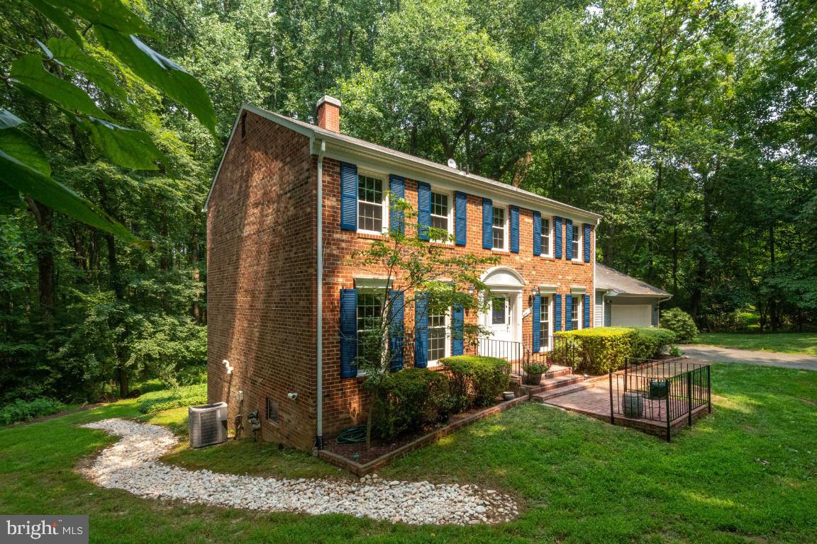 11526 Vale Road Oakton, VA 22124 - Photo 2 of 39 Beautiful Wooded Lot