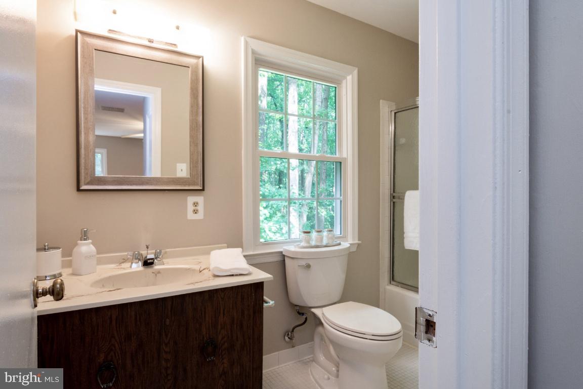 11526 Vale Road Oakton, VA 22124 - Photo 22 of 39 Master Bath