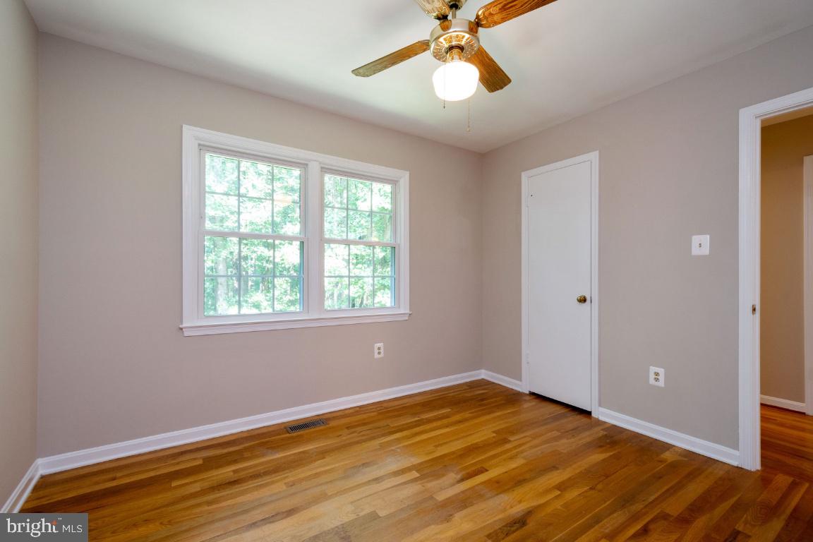 11526 Vale Road Oakton, VA 22124 - Photo 26 of 39 Bedroom 4