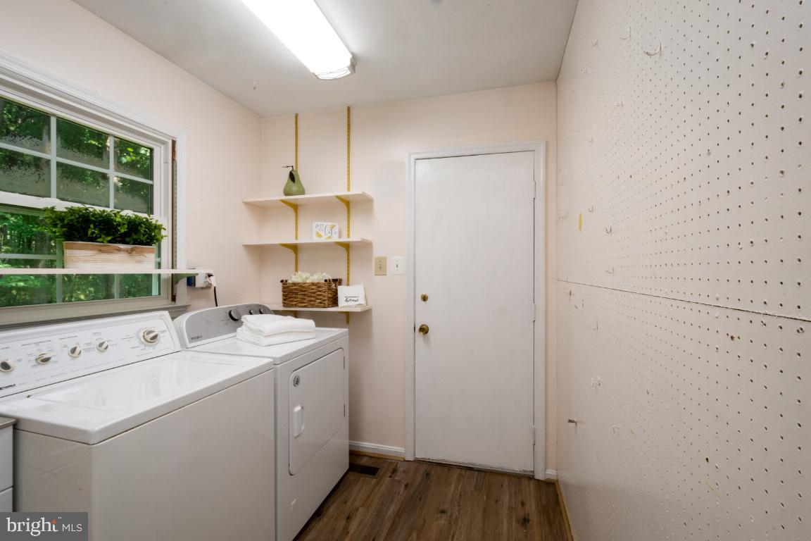 11526 Vale Road Oakton, VA 22124 - Photo 27 of 39 Main Level Laundry