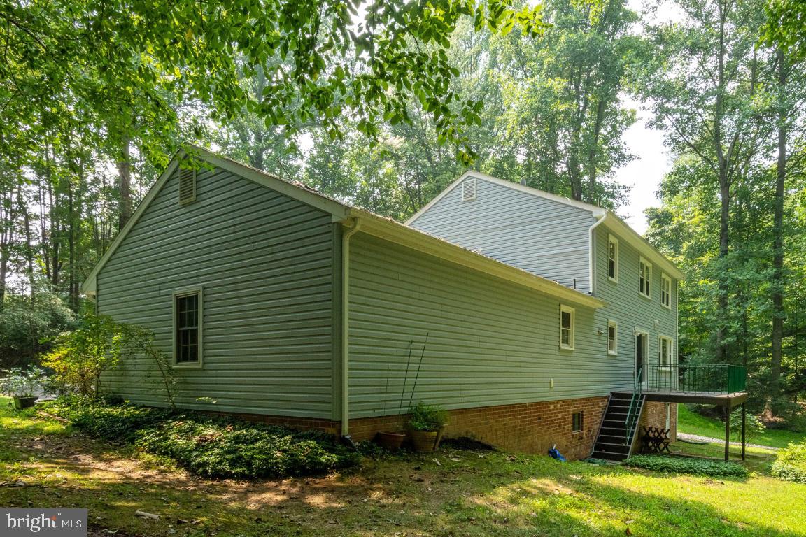 11526 Vale Road Oakton, VA 22124 - Photo 38 of 39 Wooded Lot
