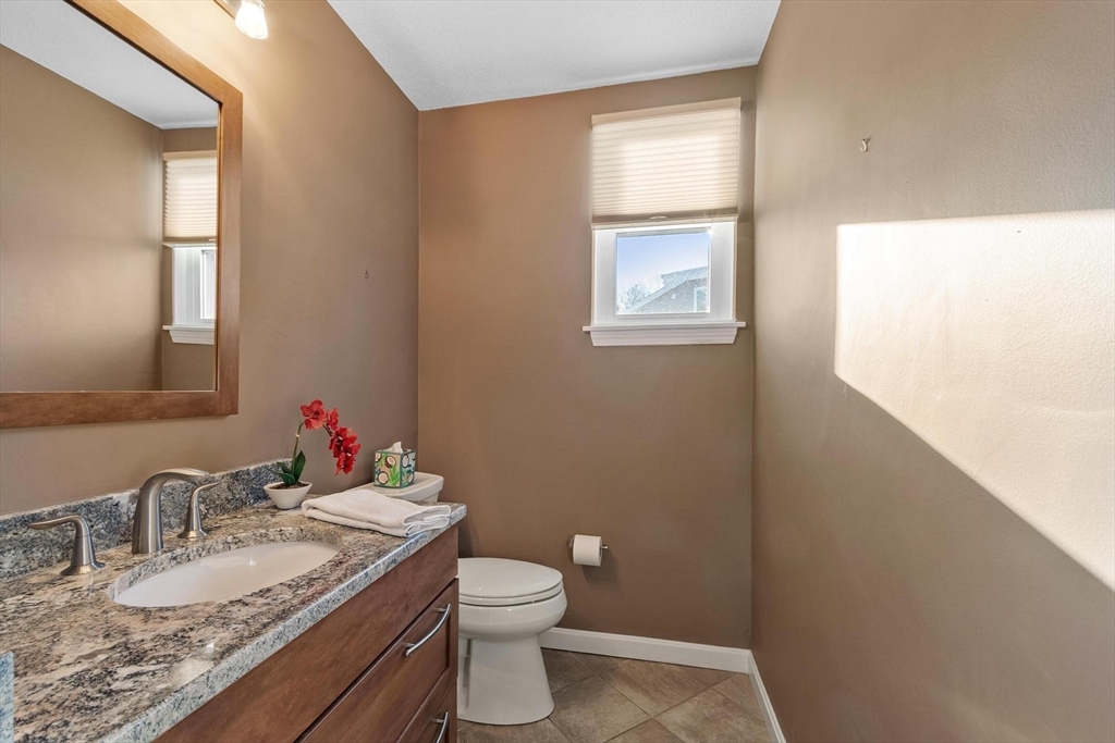 255 North Road, Unit 18 Chelmsford, MA 01824 - Photo 13 of 40