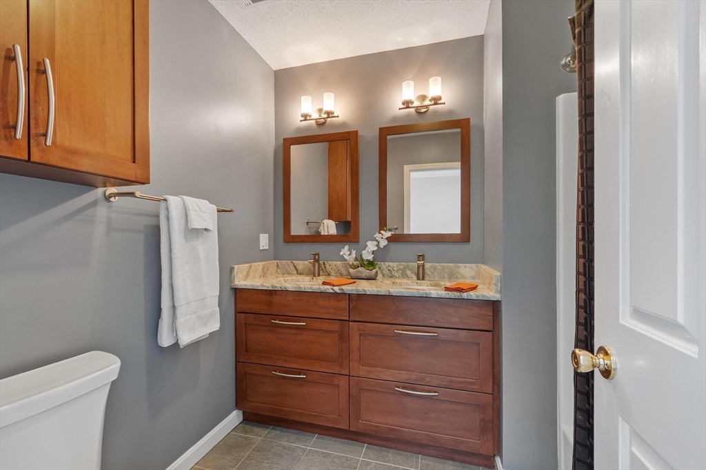 255 North Road, Unit 18 Chelmsford, MA 01824 - Photo 23 of 40