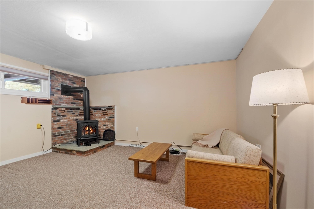 255 North Road, Unit 18 Chelmsford, MA 01824 - Photo 28 of 40