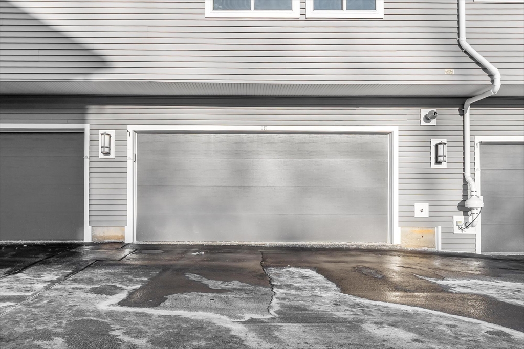 255 North Road, Unit 18 Chelmsford, MA 01824 - Photo 3 of 40