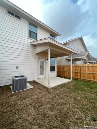 $1,550 | 7618 Agave Bend, Unit 102, San Antonio, TX 78253