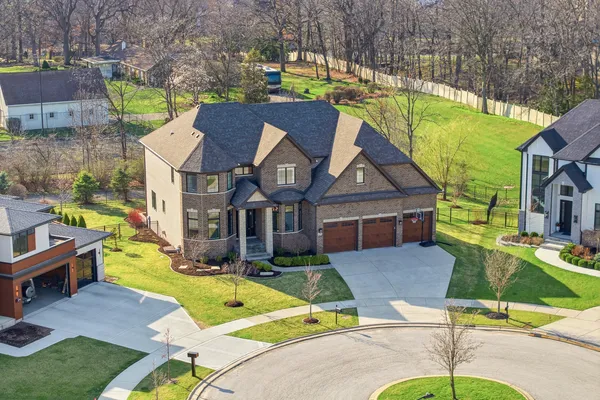 $1,699,000 | 28 Pinnacle Court, Naperville, IL 60565