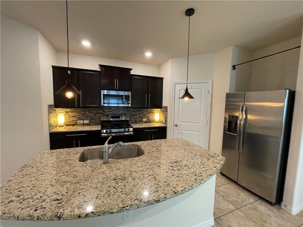 3917 Alpine Autumn Drive Austin, TX 78744 - Photo 5 of 25