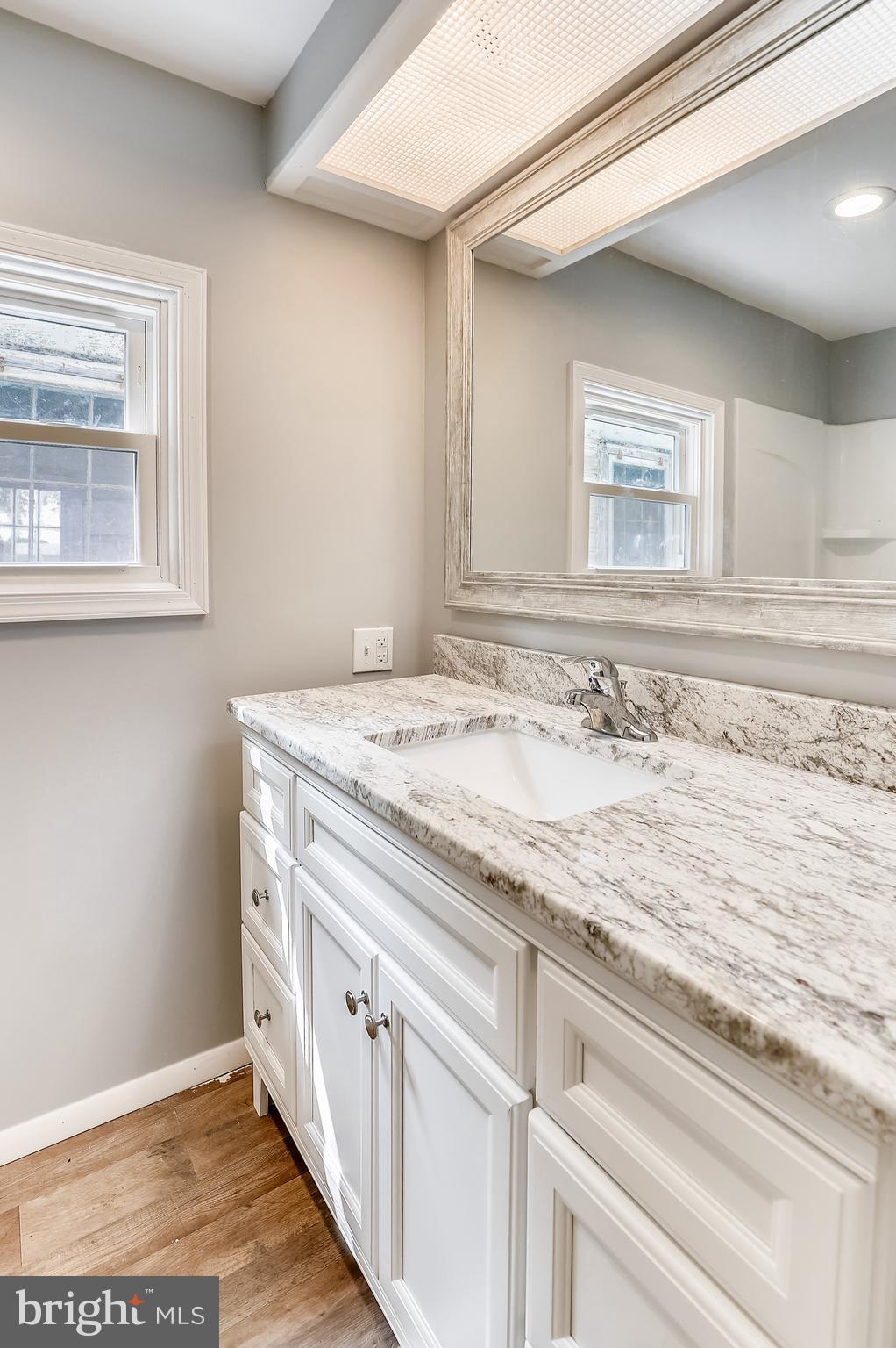 20620 Colton Point Road Coltons Point, MD 20626 - Photo 14 of 34 Hall full bath