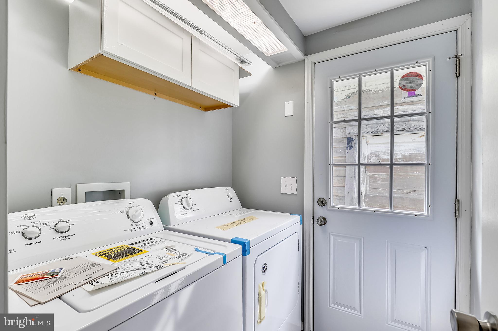 20620 Colton Point Road Coltons Point, MD 20626 - Photo 20 of 34 Laundry area