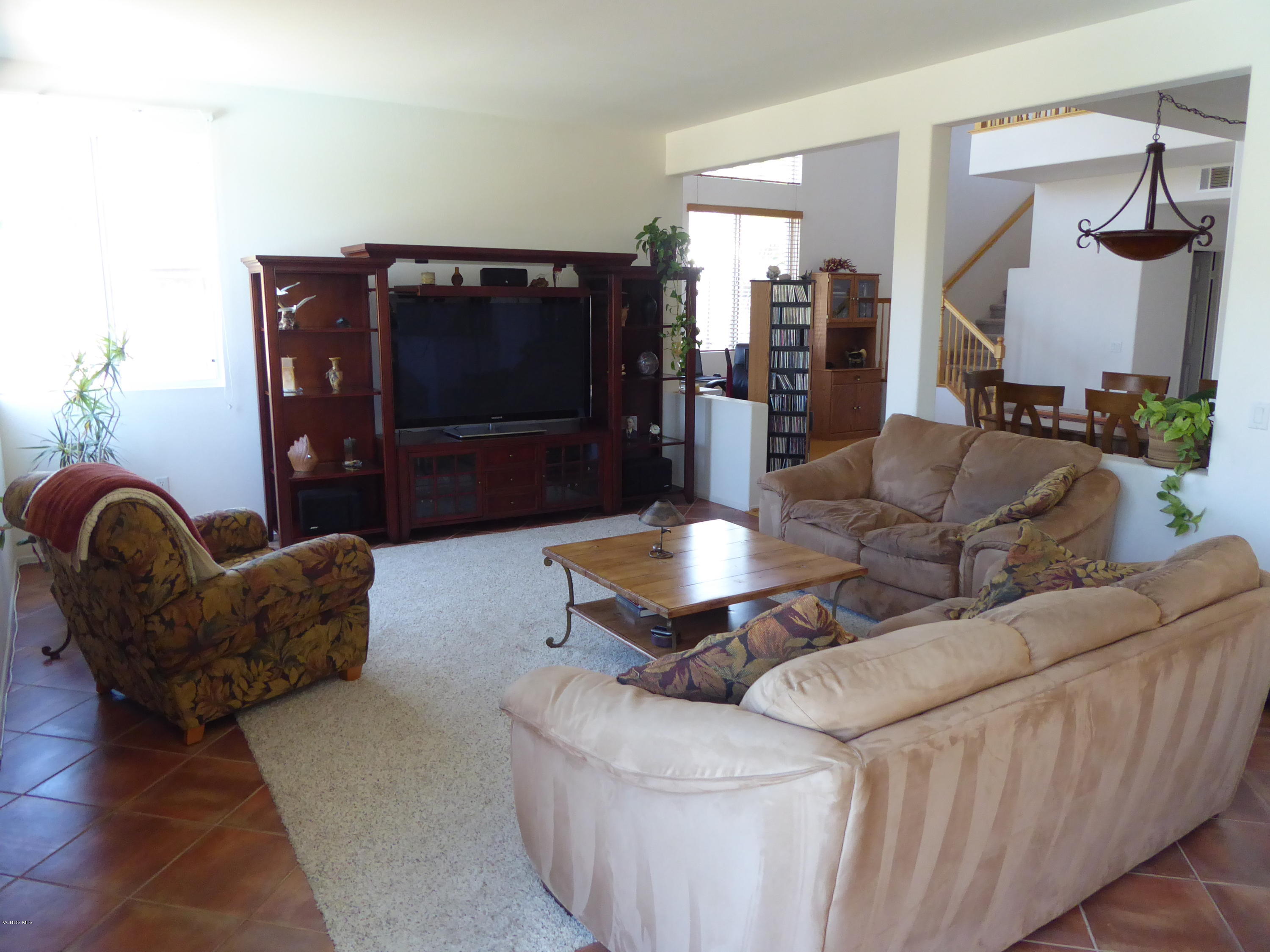 6159 Maple Court Simi Valley, CA 93063 - Photo 11 of 41 Family Room (1)