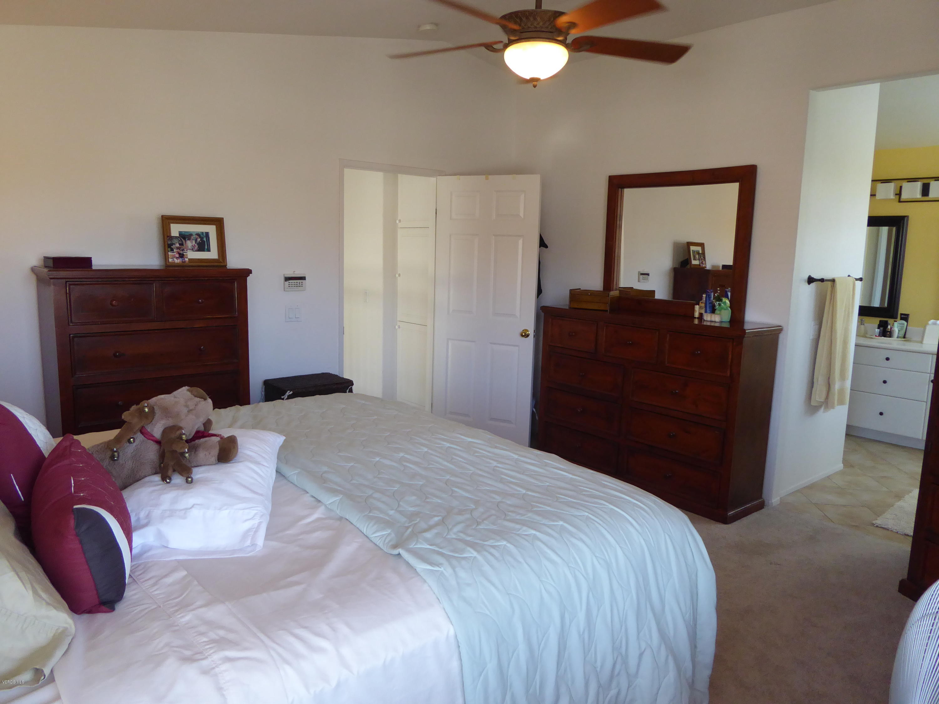 6159 Maple Court Simi Valley, CA 93063 - Photo 22 of 41 Master Bedroom (2)