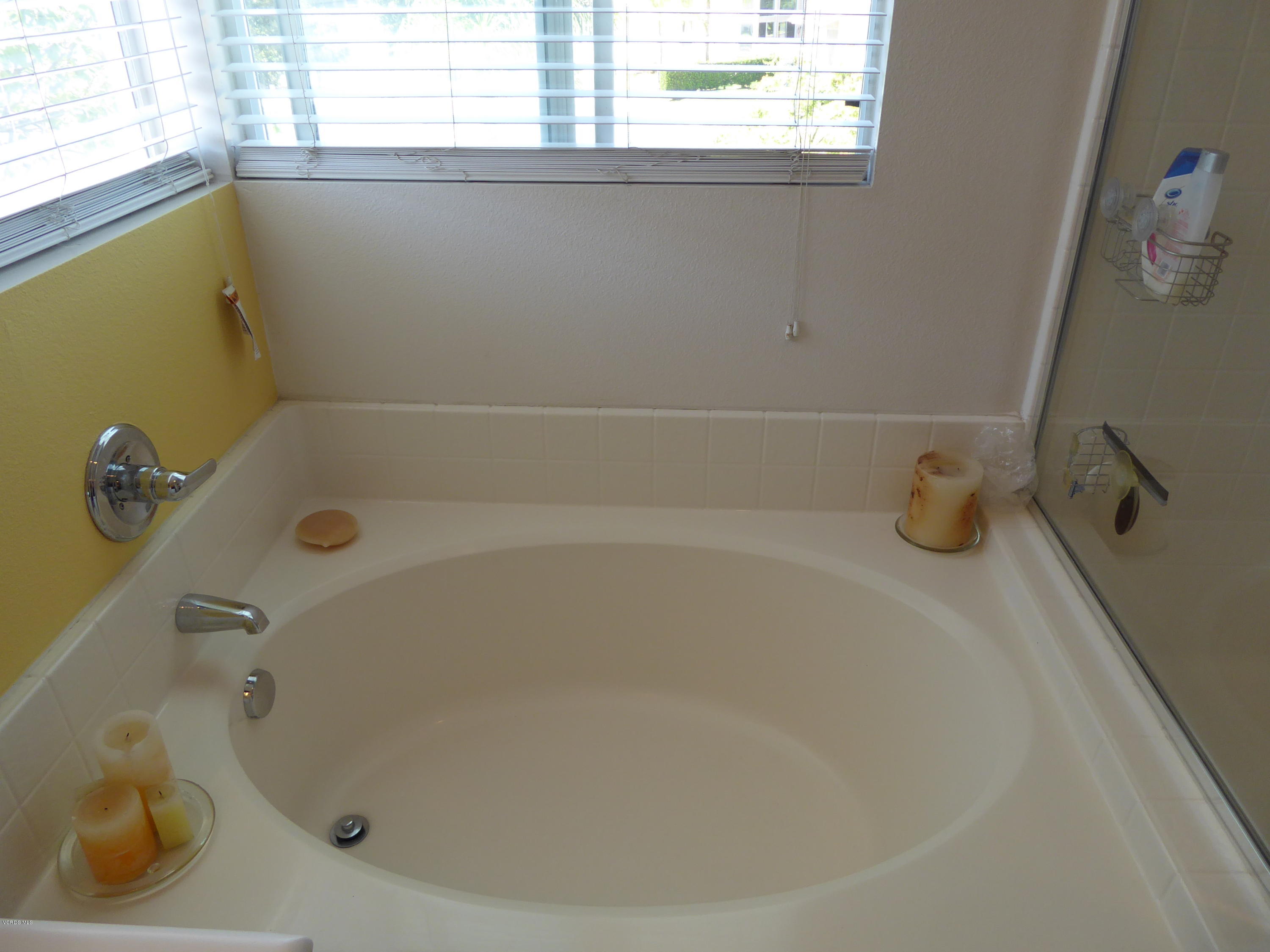 6159 Maple Court Simi Valley, CA 93063 - Photo 23 of 41 Master Bath (2)