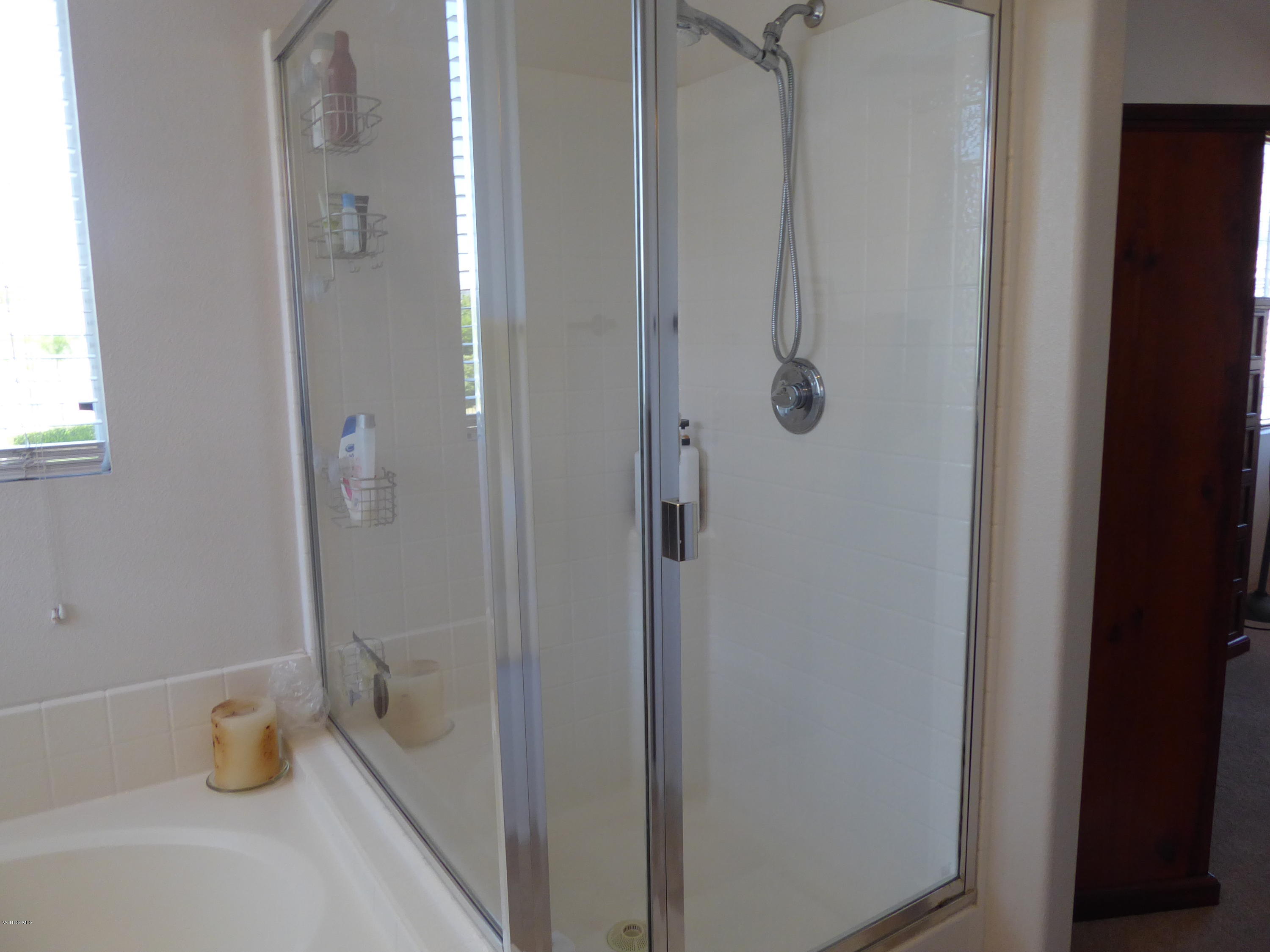 6159 Maple Court Simi Valley, CA 93063 - Photo 25 of 41 Master Bath (3)